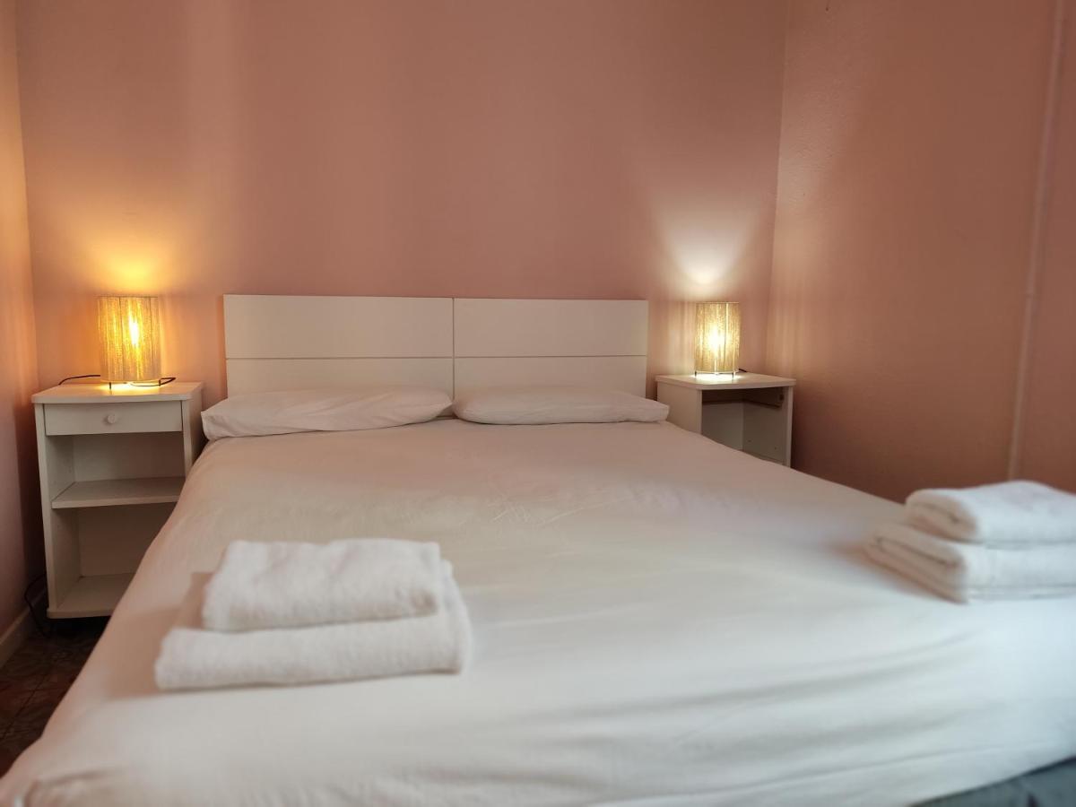 Hostal Del Palau บาร์เซโลนา ภายนอก รูปภาพ