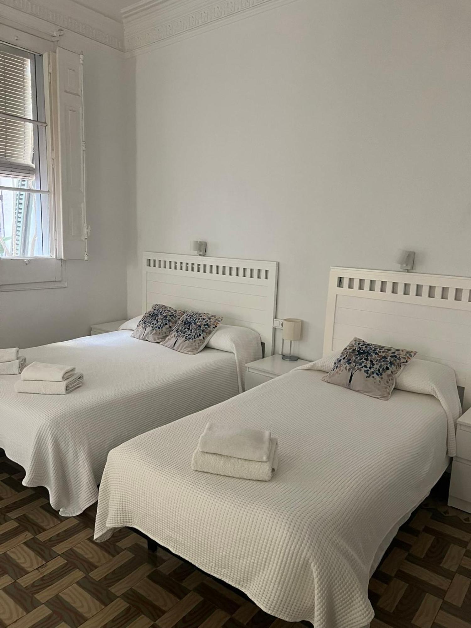 Hostal Del Palau บาร์เซโลนา ภายนอก รูปภาพ